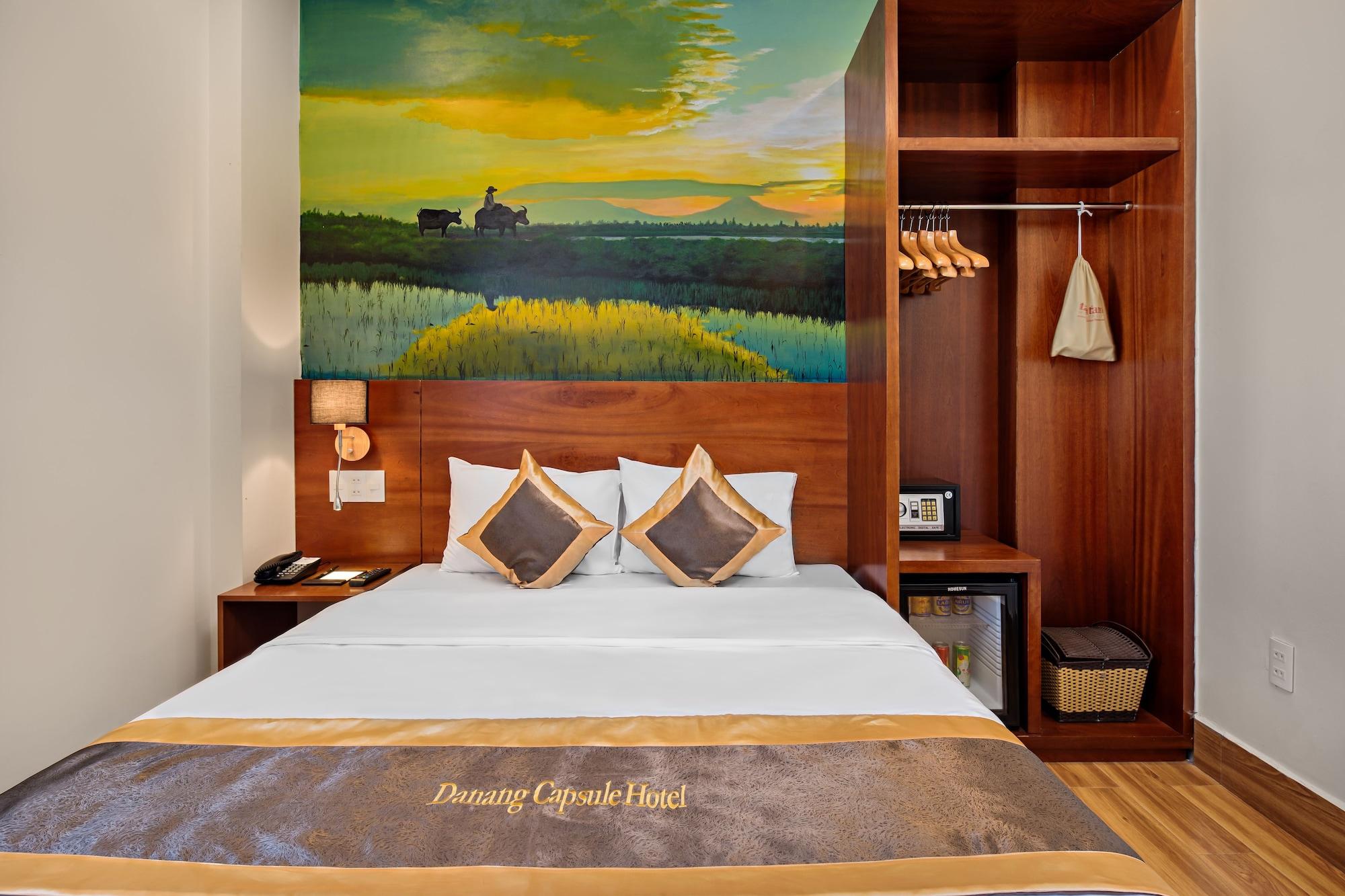 Ancyra Capsule Hotel - Backpackers Paradise & Rooftop Bar Da Nang Exterior foto